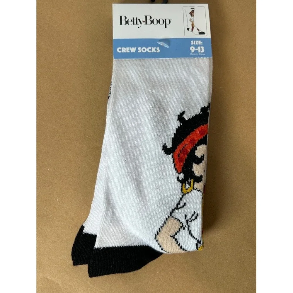 Betty Boop Crew Socks White Graphic Print Size 9-13 Fleischer Studios